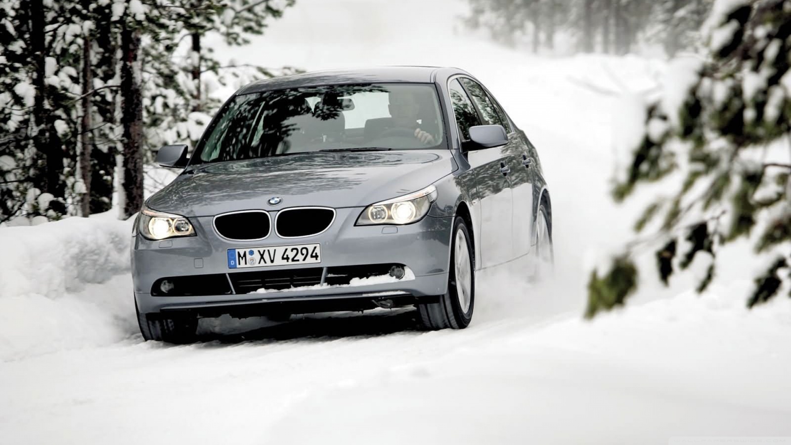 BMW In The Snow Ultra HD Desktop Background Wallpaper for 4K UHD TV, Widescreen & UltraWide Desktop & Laptop, Tablet