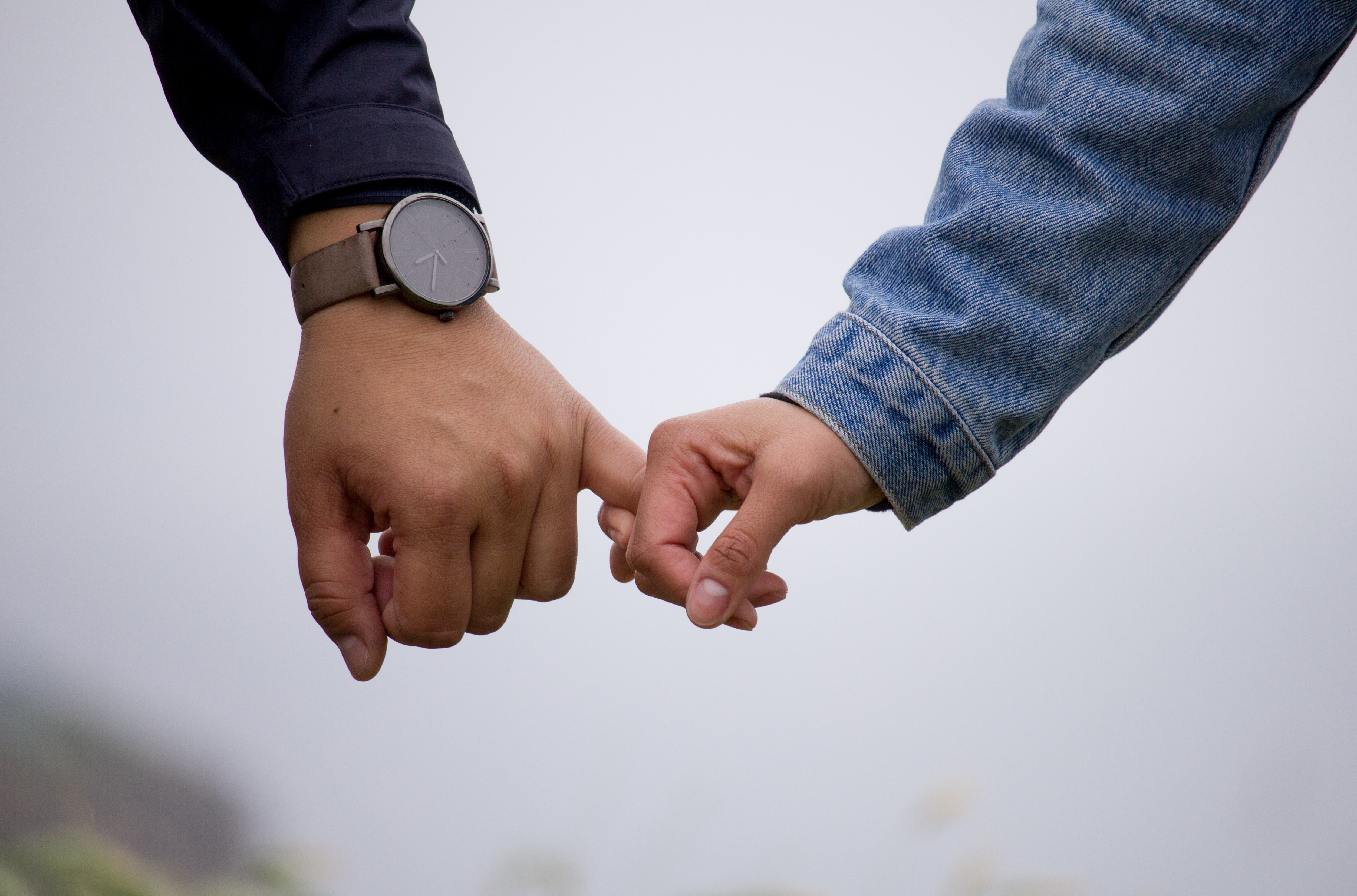 7360x4912 romance, wallpaper, PNG image, holding hand, couple, hand, walk, love wallpaper, love background, together, man, love, city, outdoor, woman, date Gallery HD Wallpaper