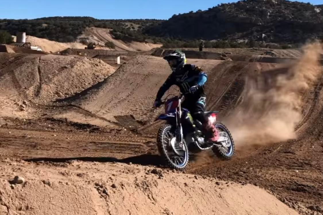 Video: Eli Tomac RAW Supercross on the 2023 Yamaha YZ450