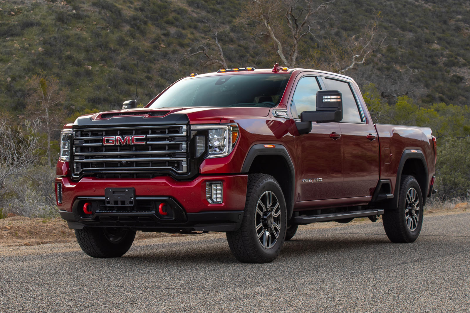 GMC Sierra 2500HD: Review, Trims, Specs, Price, New Interior Features, Exterior Design, and Specifications