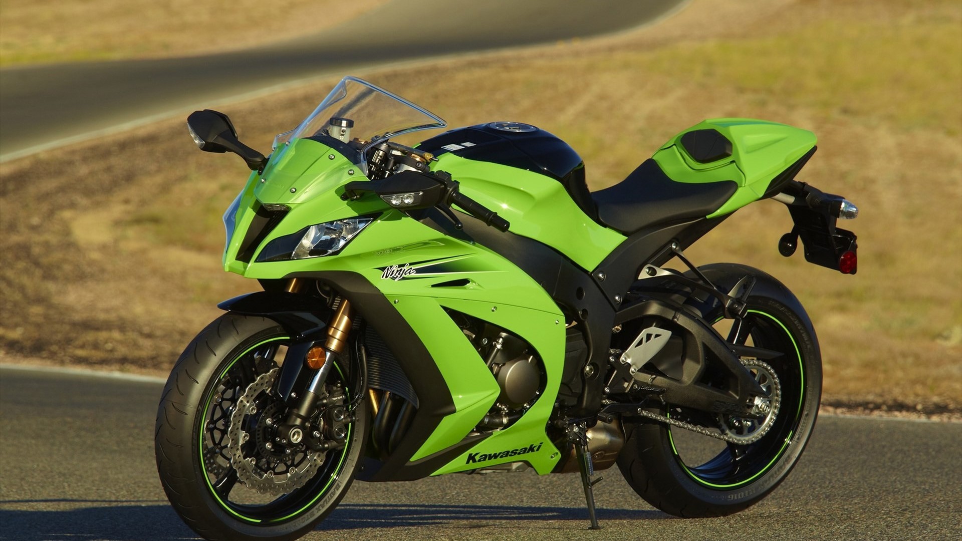 HD Green Kawasaki Ninja Sport Bike Gallery HD Wallpaper