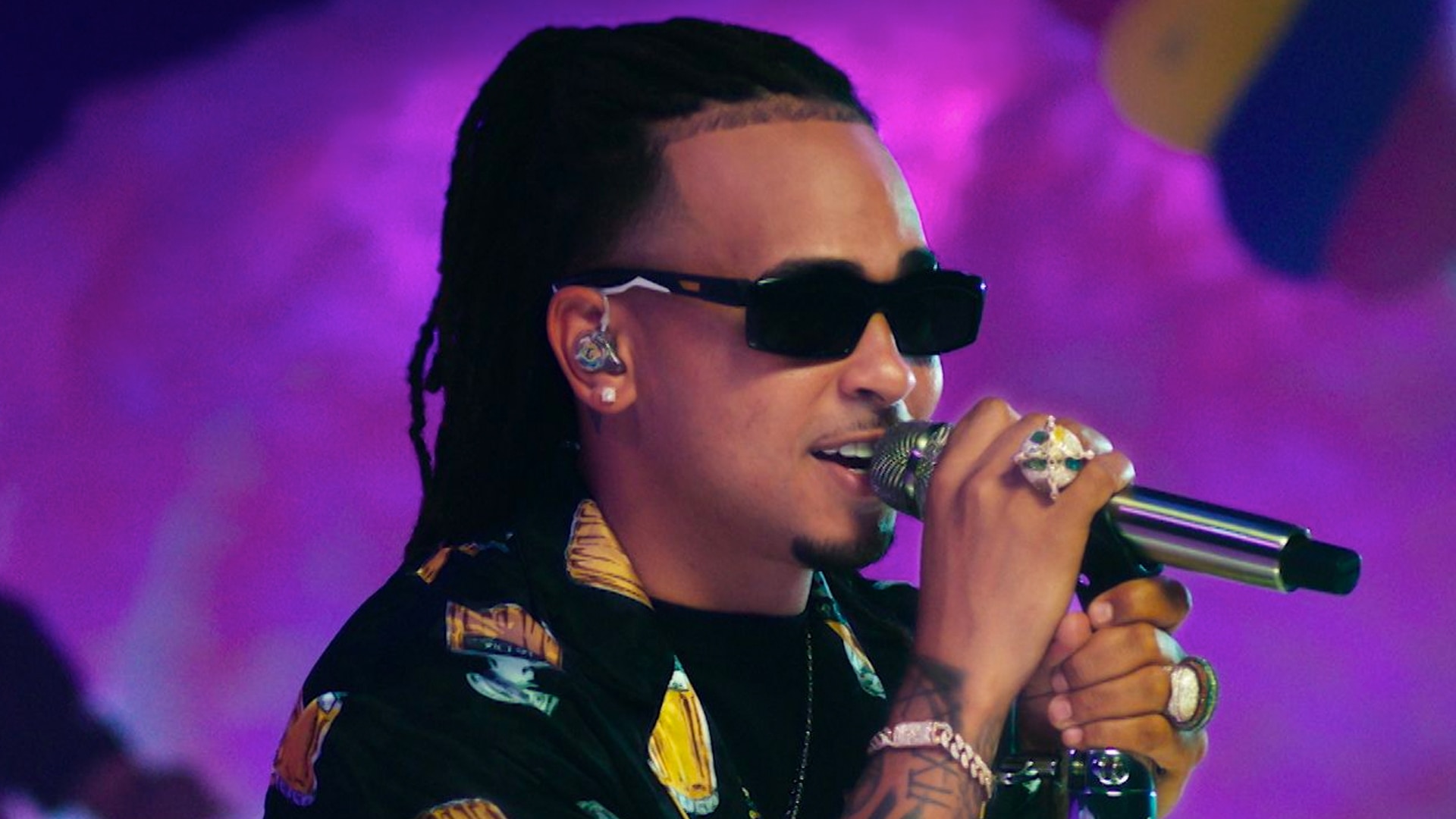 Watch The Tonight Show Starring Jimmy Fallon Highlight: Ozuna: Caramelo Mamacita Medley (The Tonight Show: At Home Edition)