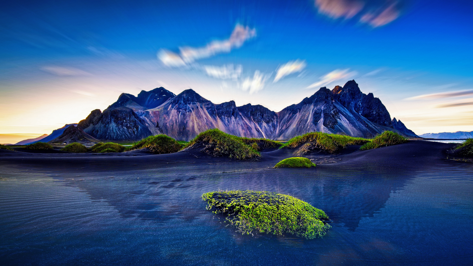 Download wallpaper 1600x900 mountains, iceland, reflections, nature, 16:9 widescreen 1600x900 HD background, 10620