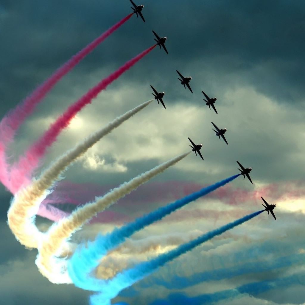 Air Show iPad Wallpaper Free Download