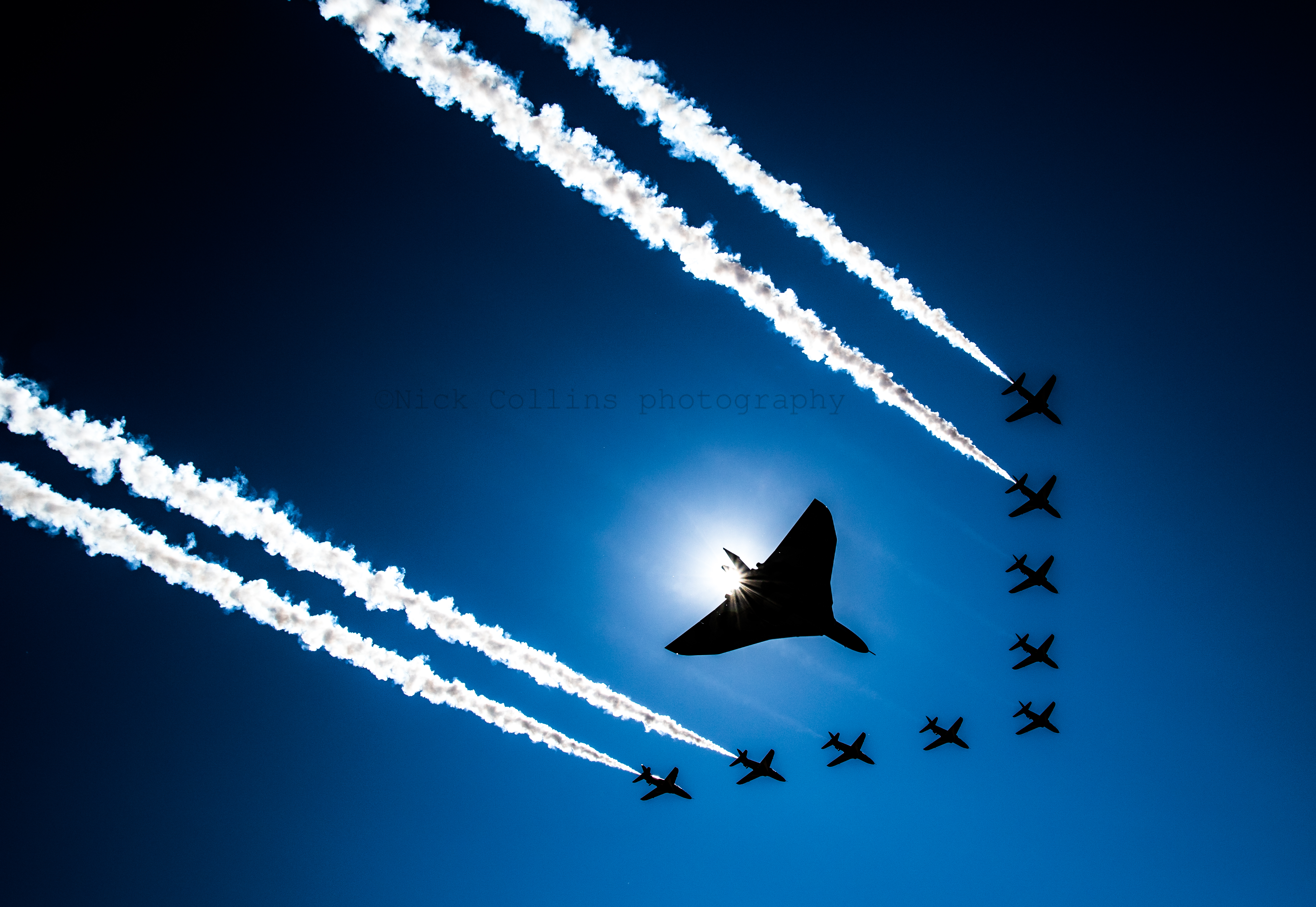 Wallpaper, red, sky, vehicle, airplane, aircraft, tattoo, blue, flying, Sun, military, British, arrows, air, vulcan, BAE, T1, sunshine, hawk, airshow, wing, computer wallpaper, atmosphere of earth, raf, riat, fairford, xh558, gvlcn
