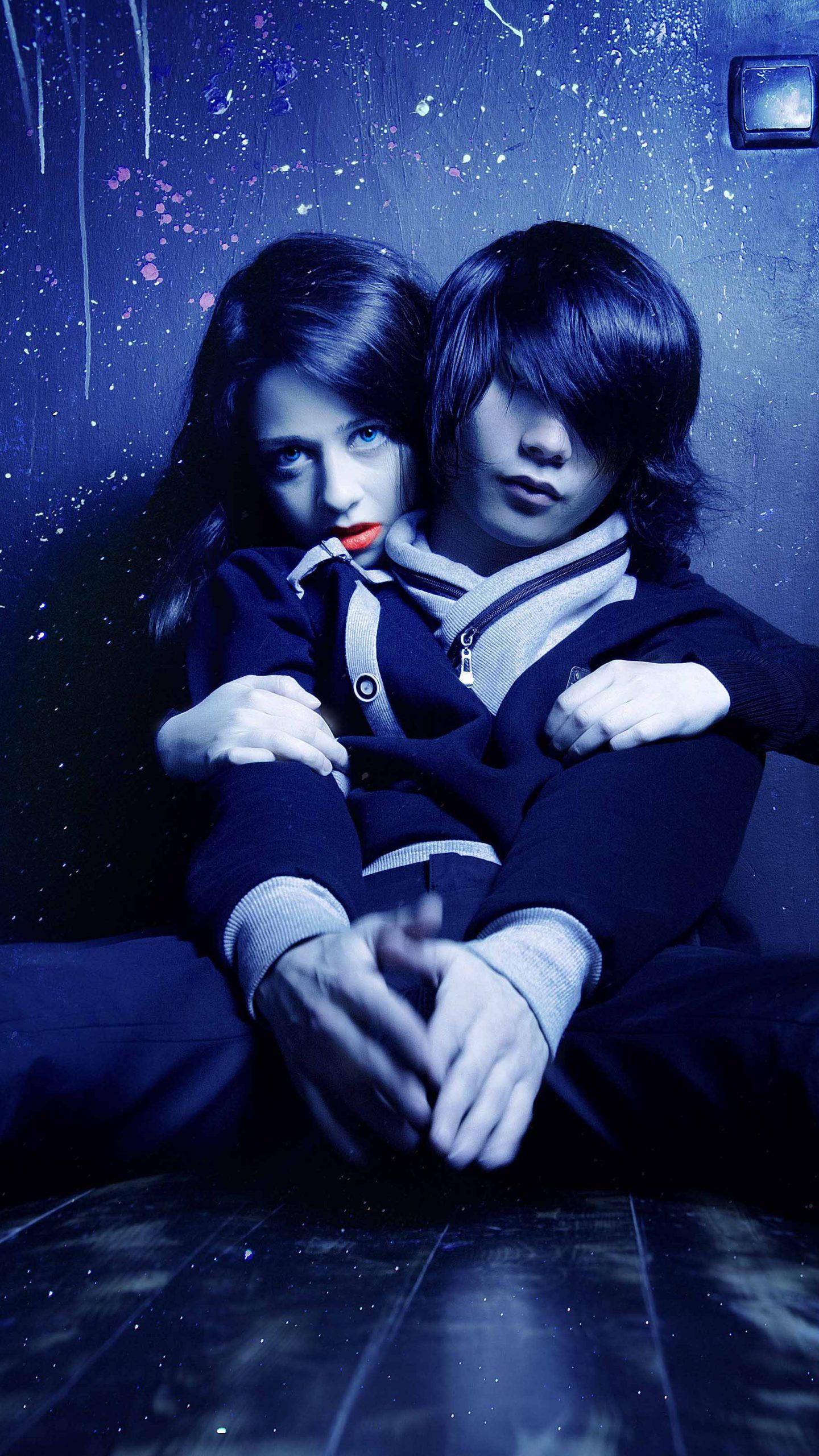 Cute Couple Love Mobile Wallpaper