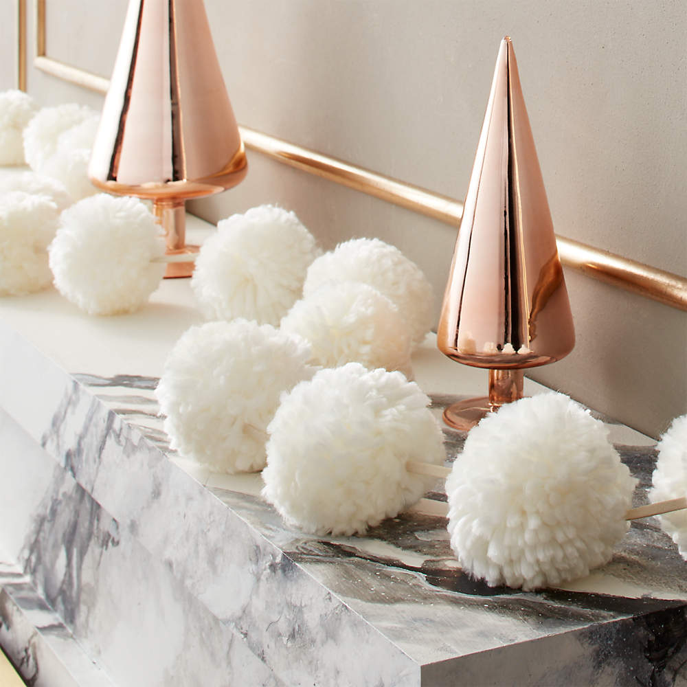 Puff Modern White Pom Pom Garland + Reviews