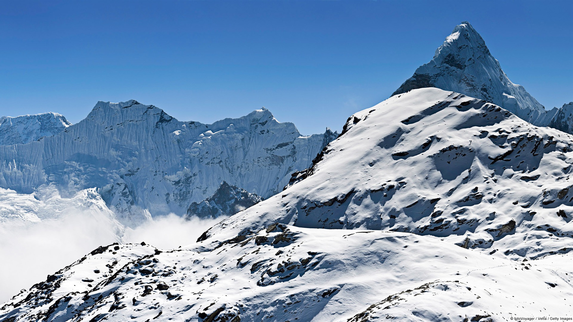 Amar Brown Mountain And Makalu Windows 10 Theme HD Wallpaper