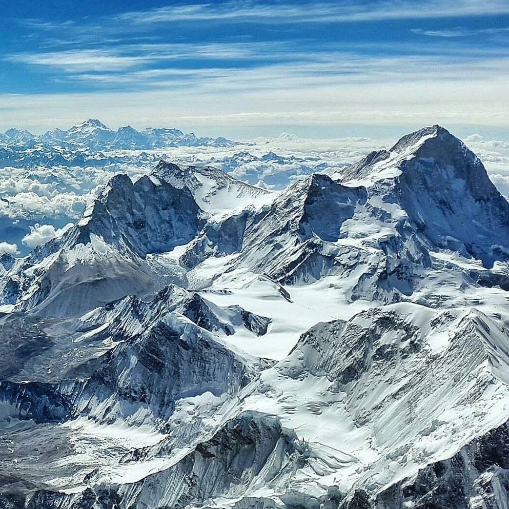 View to Makalu & distant Kangchenjunga from Everest. Gambar alam, Pemandangan, Indonesia