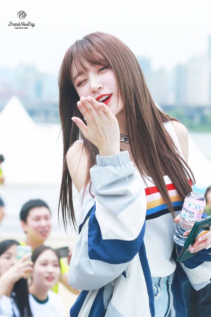 Hani. 연예인, 포즈, 하니