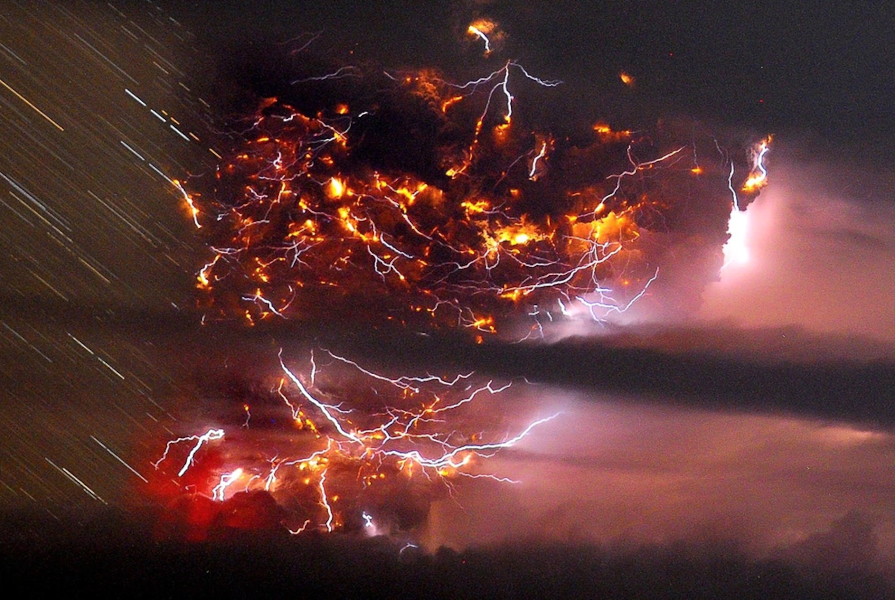 Picture: Chile Volcano Plume Explodes With Lightning