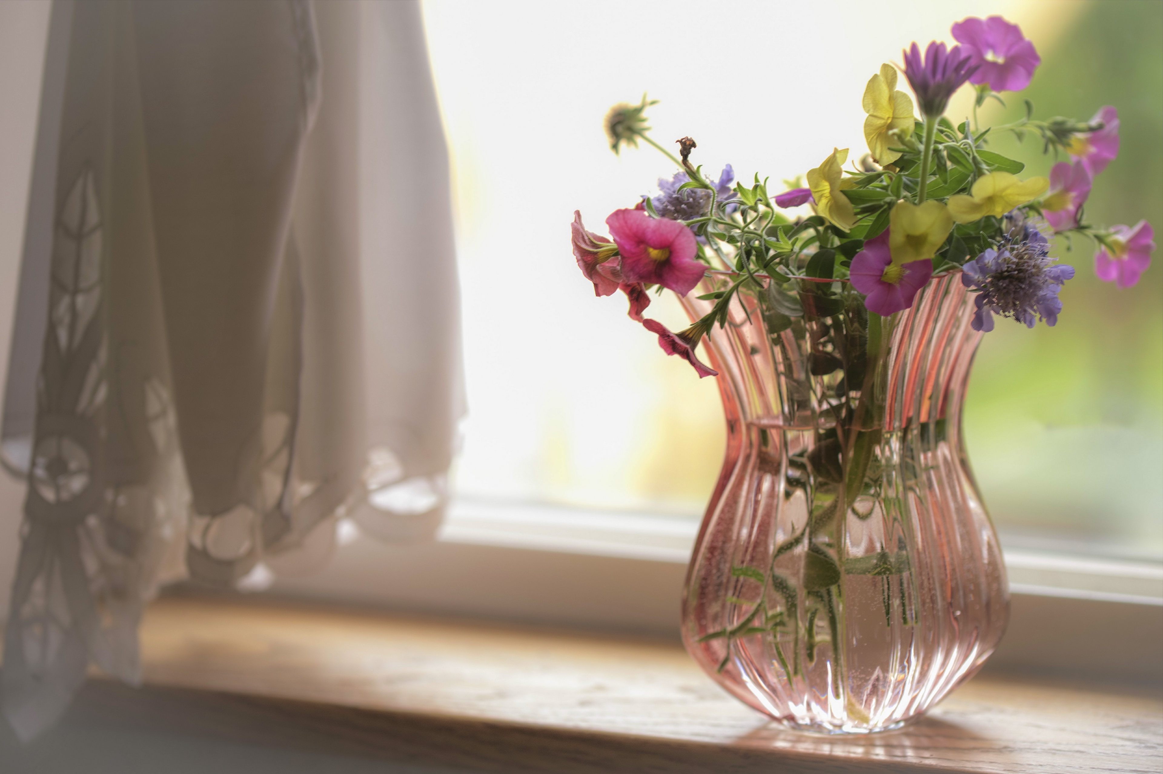 Vase With Flowers Wallpapers - Wallpaper Cave