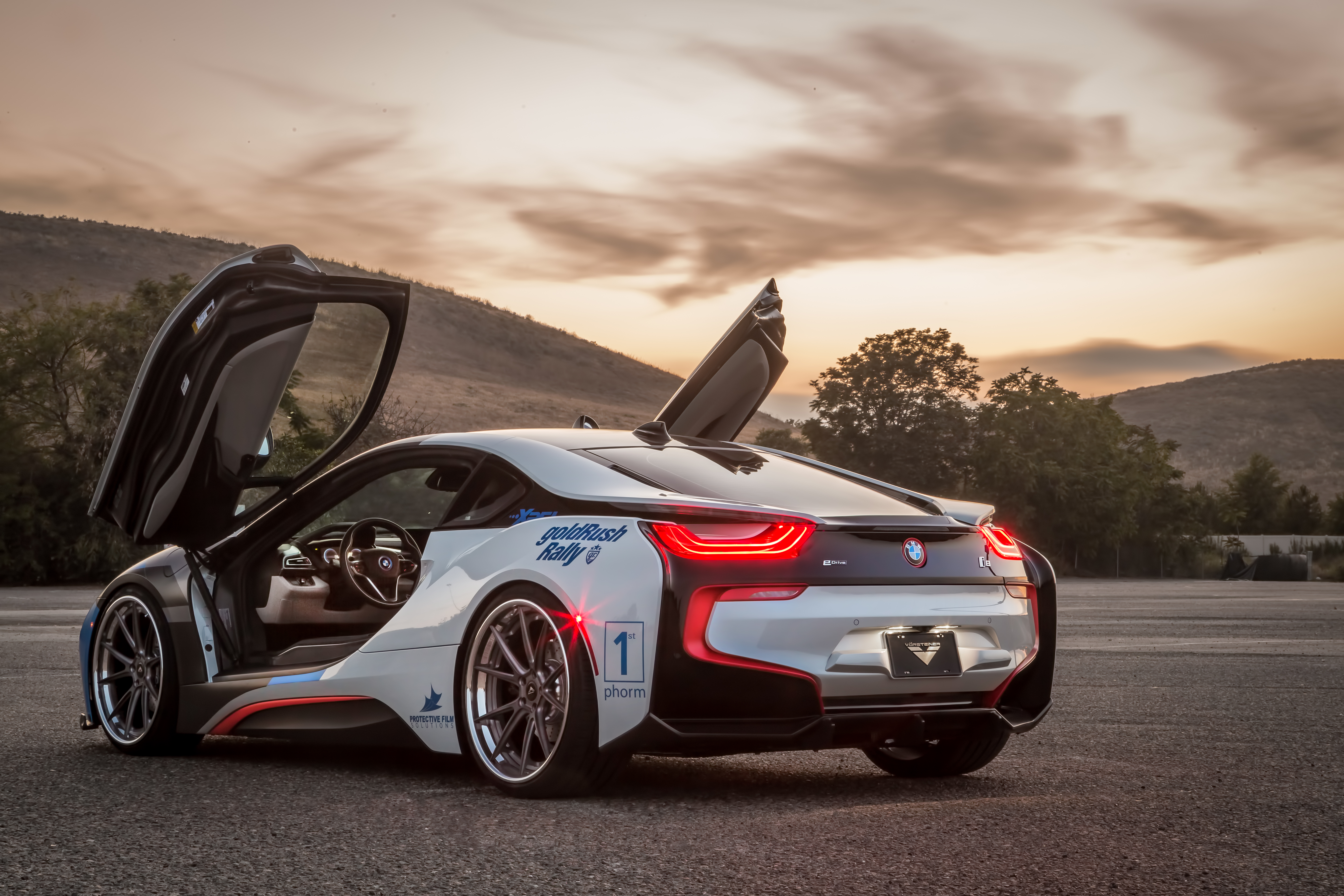 BMW i8 Supercar: Stunning 4K Ultra HD Wallpaperx3840