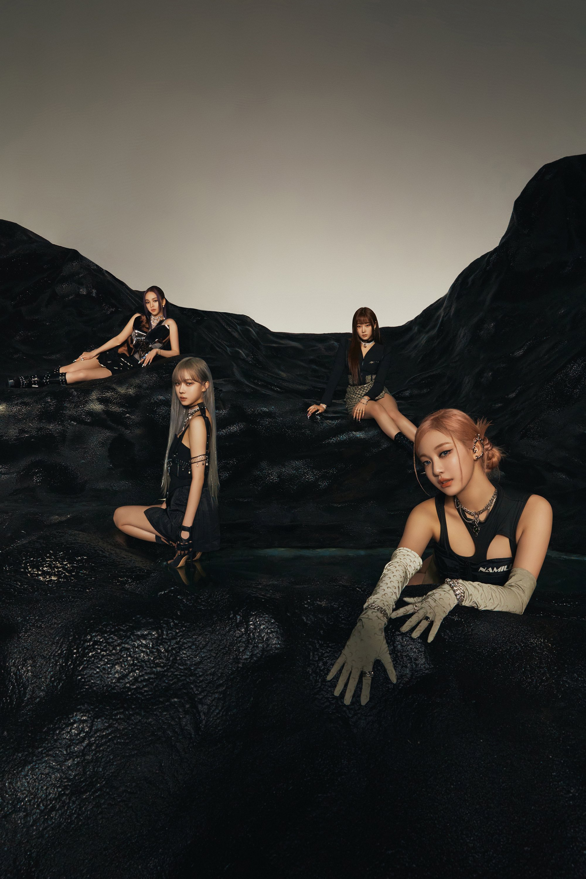 Update: aespa Turns Into Action Stars In Epic MV Teaser And Stunning New Photo For “Girls”