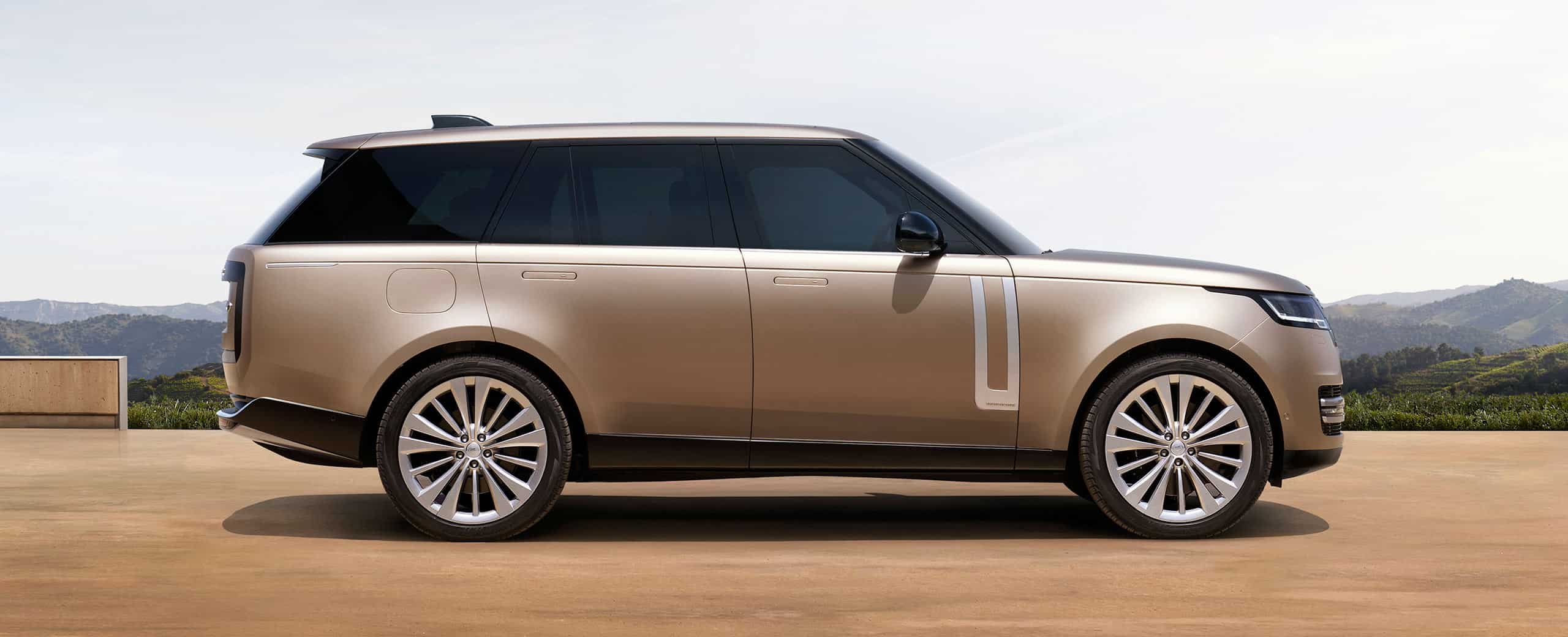 Range Rover. Luxury Performance SUV