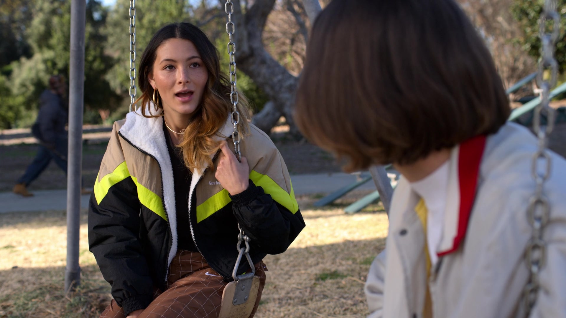 Nike Women's Pants Worn By Fivel Stewart As Izzie In Atypical S04E05 Dead Dreams