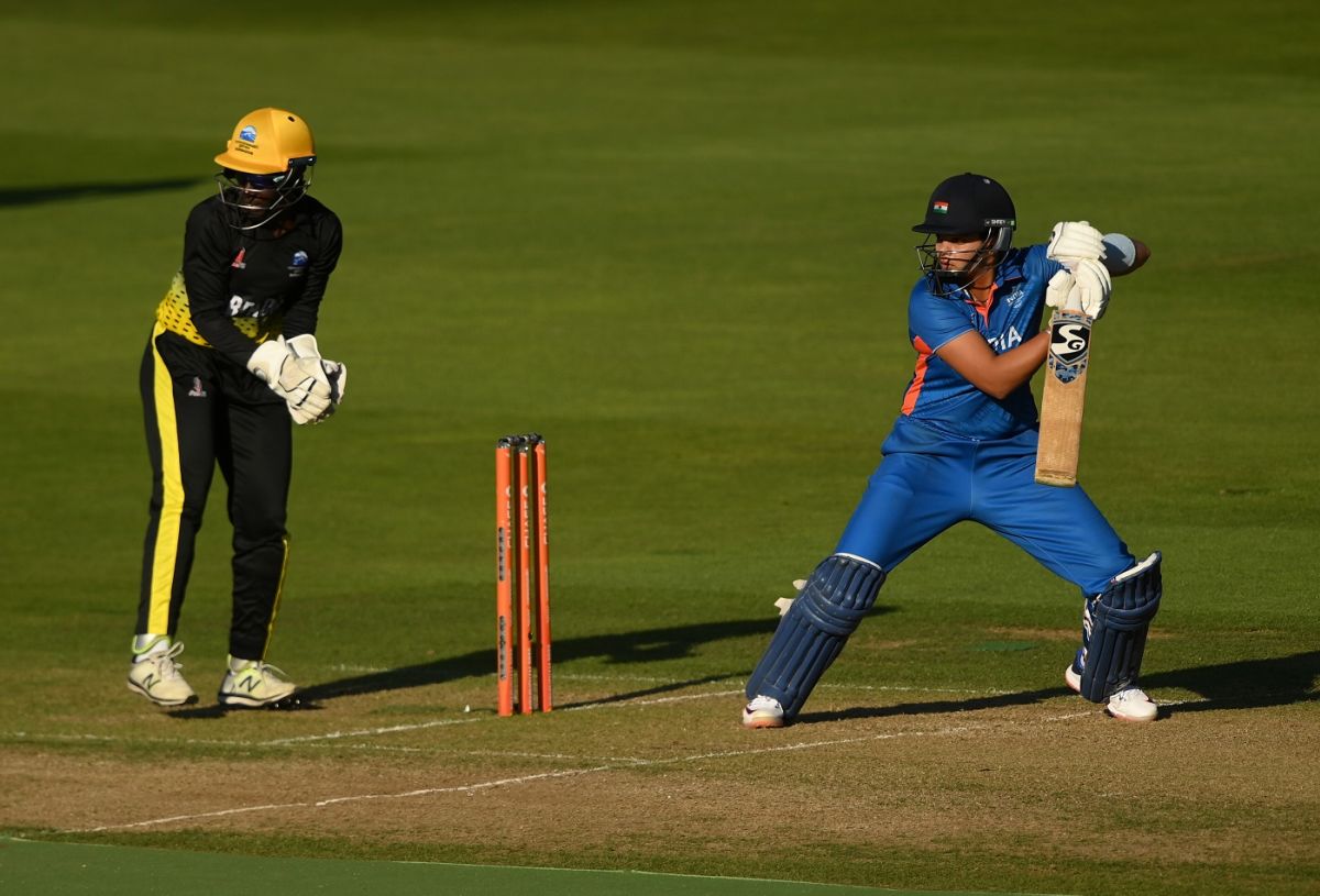 Shafali Verma brings out the late cut against spin