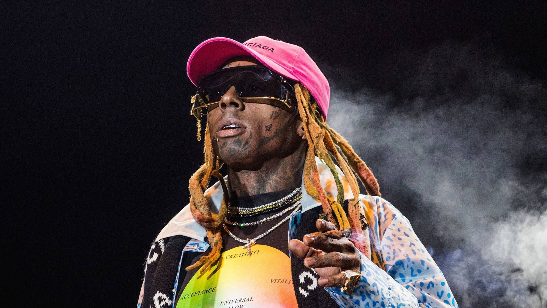 Lil Wayne Gets Items Thrown At Him During His Set At A Recent Show - (Video Clip)