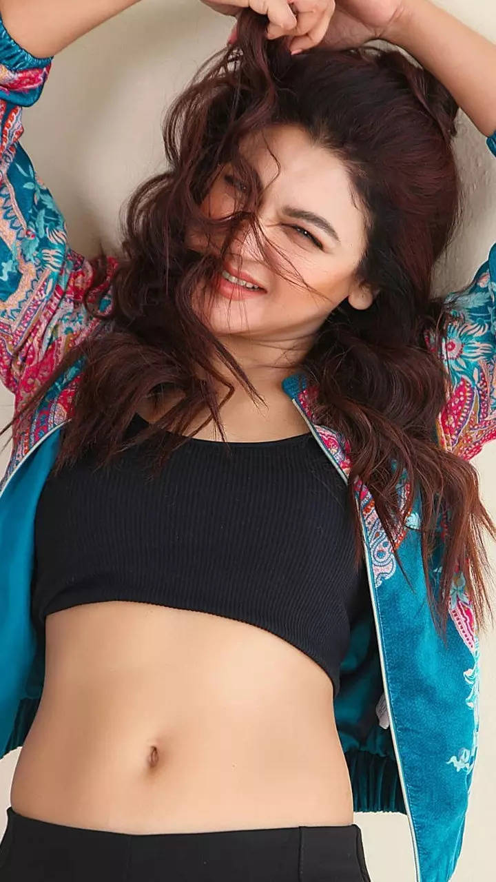 absolutely stunning pics of forever gorgeous ​Jaya Ahsan