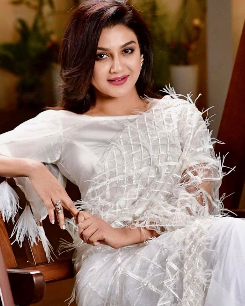 Joya Ahsan ideas. joya, bangladeshi, actresses