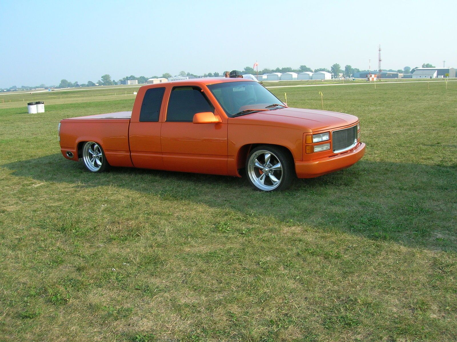 Chevy c1500 dropped bagged chevy silverado, Custom chevy trucks, Chevy trucks lowered