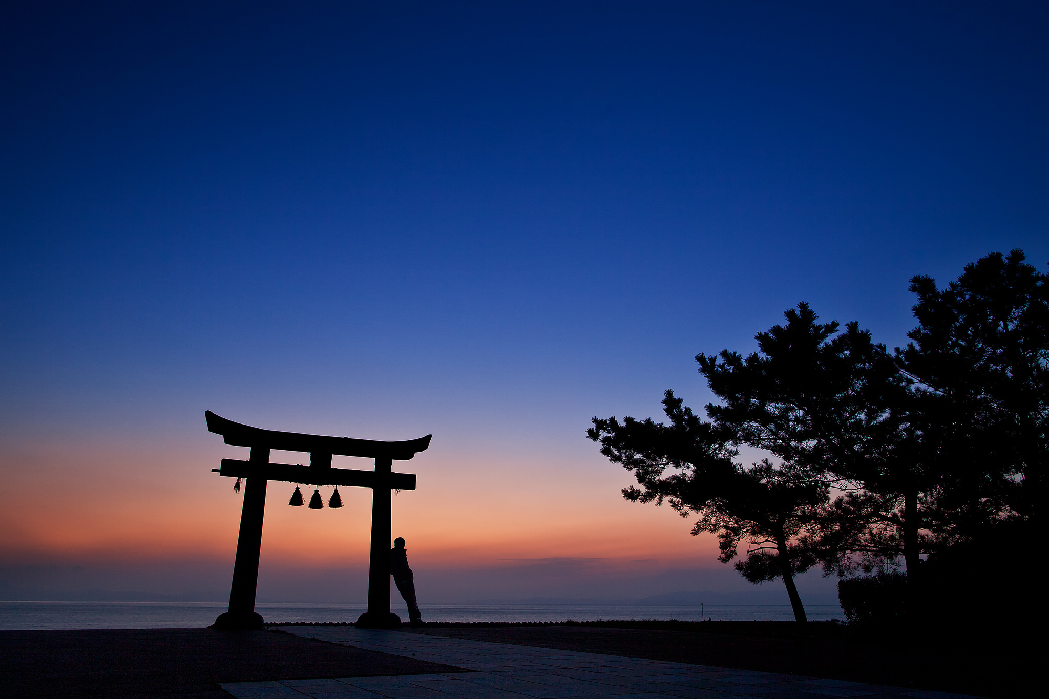 japan, Night, Orange, Sunset, Blue, Sky, Trees, Arch, Architecture, People, Silhouette, Ocean, Sea, Mood, Gate Wallpaper HD / Desktop and Mobile Background