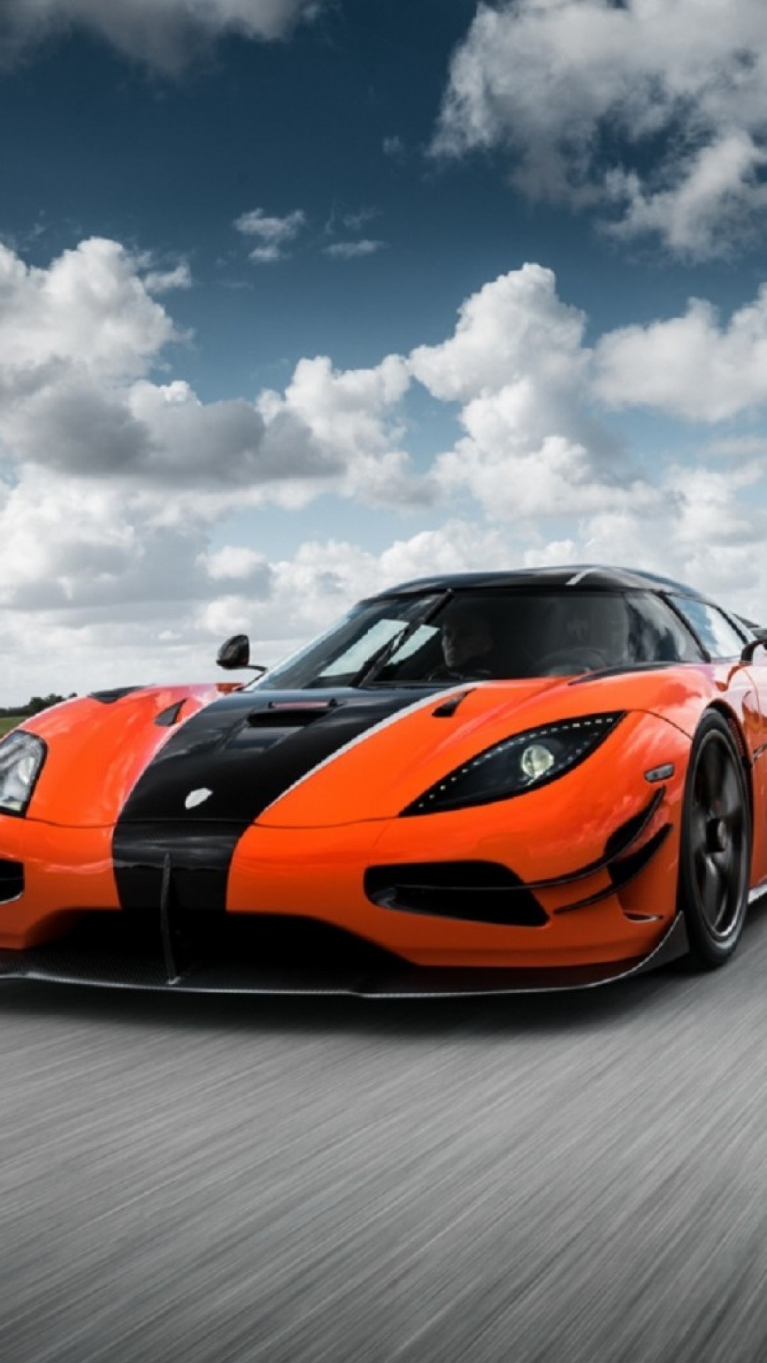 koenigsegg one 1 iPhone Wallpapers Free Download