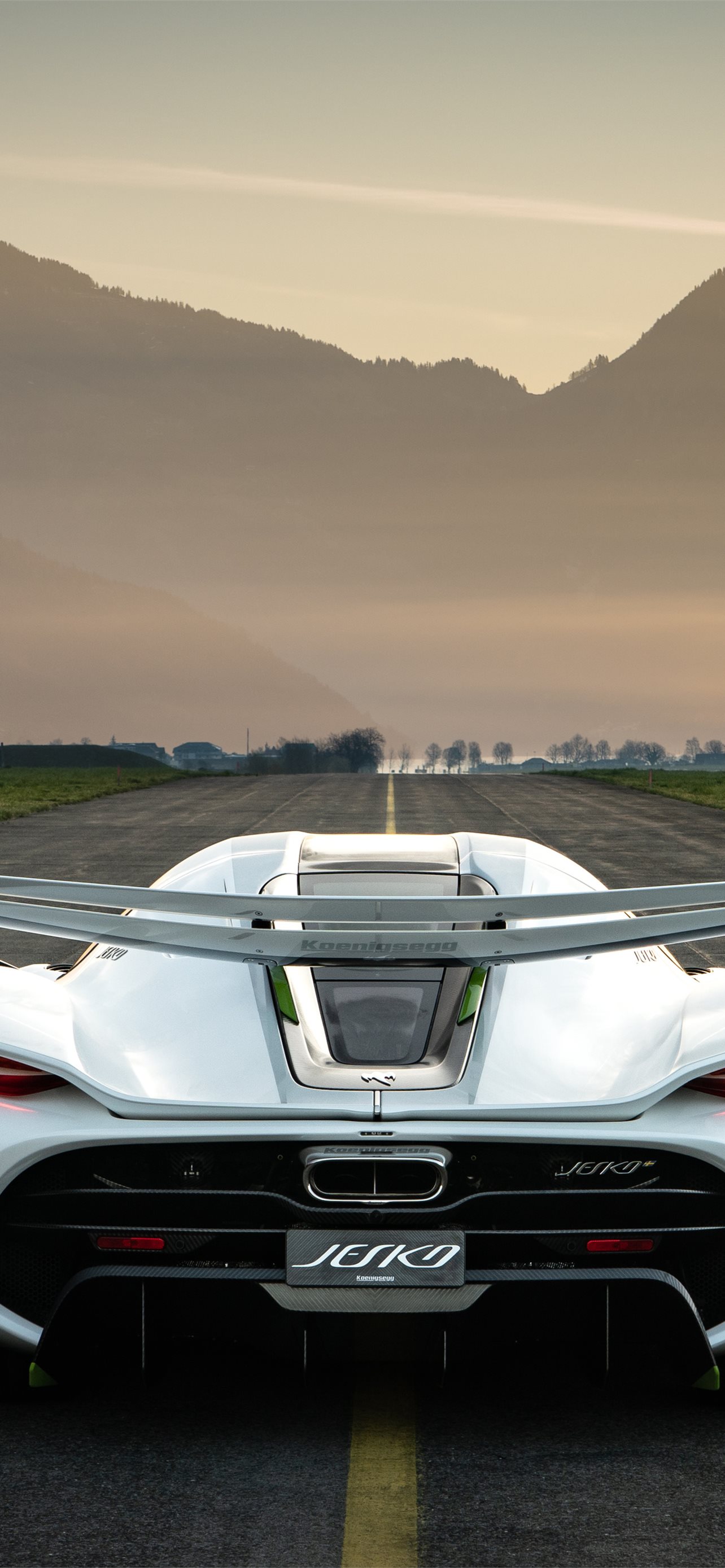 Koenigsegg iPhone Wallpapers - Wallpaper Cave