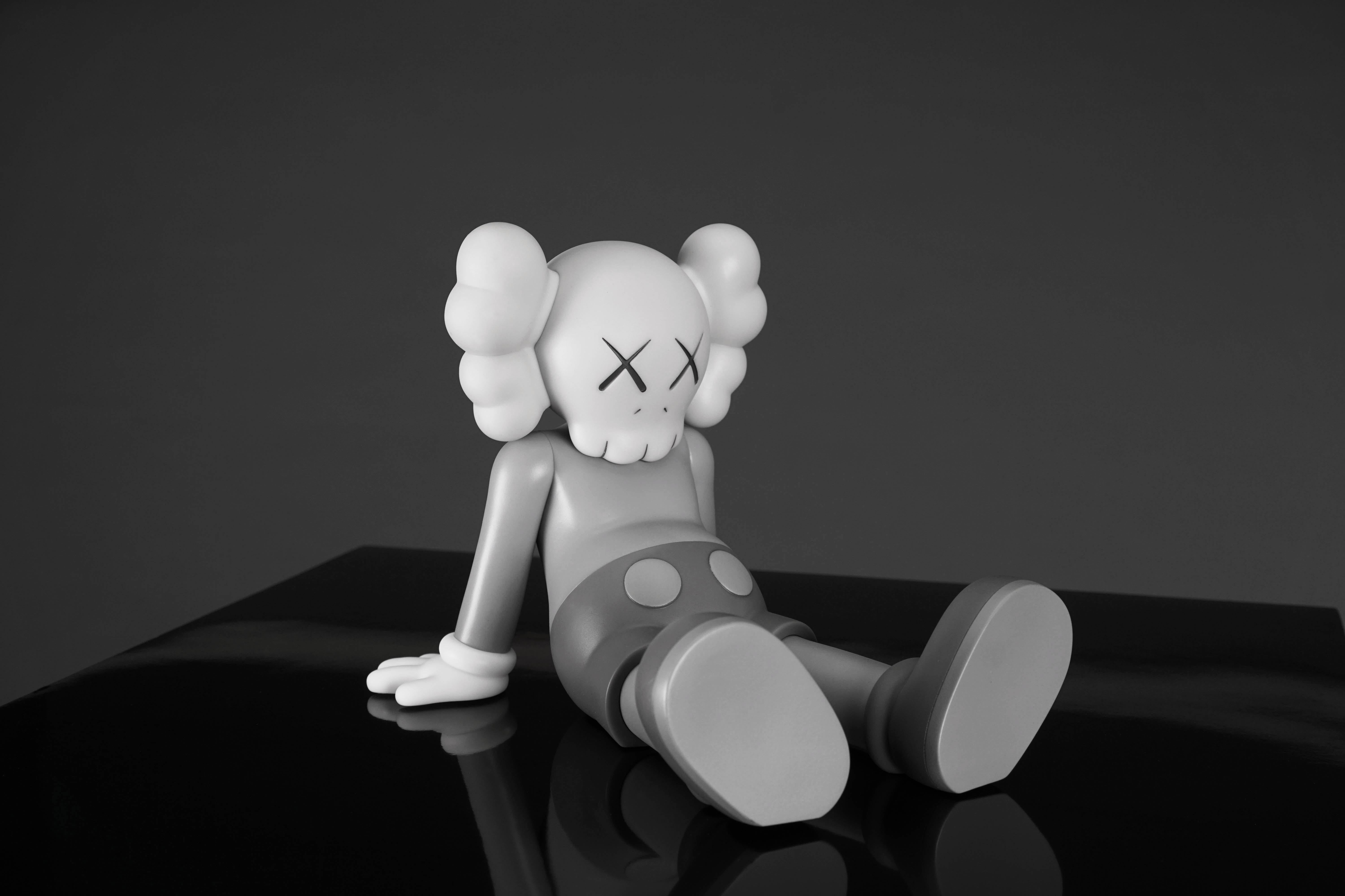 KAWS, 'Holiday Limited' Art Toy Grey, 2019 at 1stDibs. grey kaws wallpaper, gray kaws wallpaper, kaws bear wallpaper