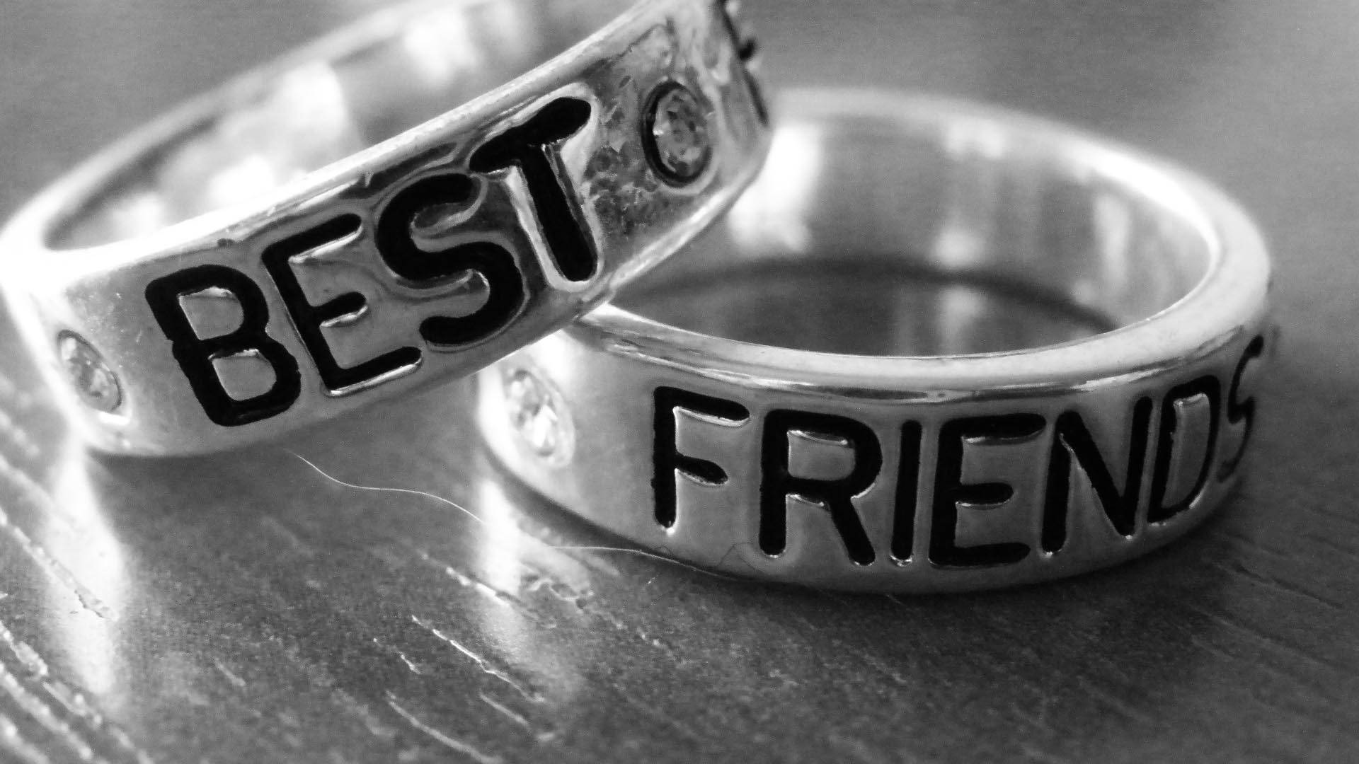Download Cute Best Friend Rings Wallpaper