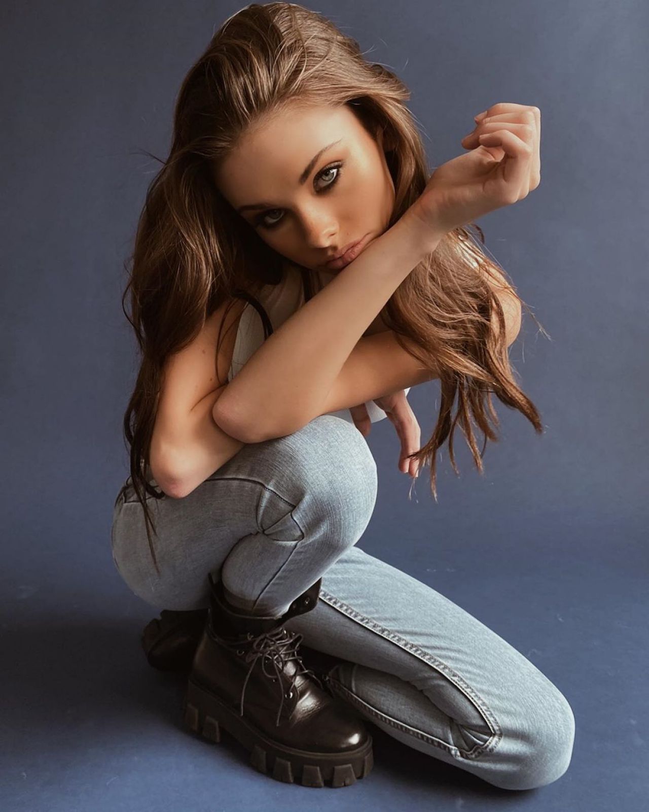 Meika Woollard photo gallery high quality pics