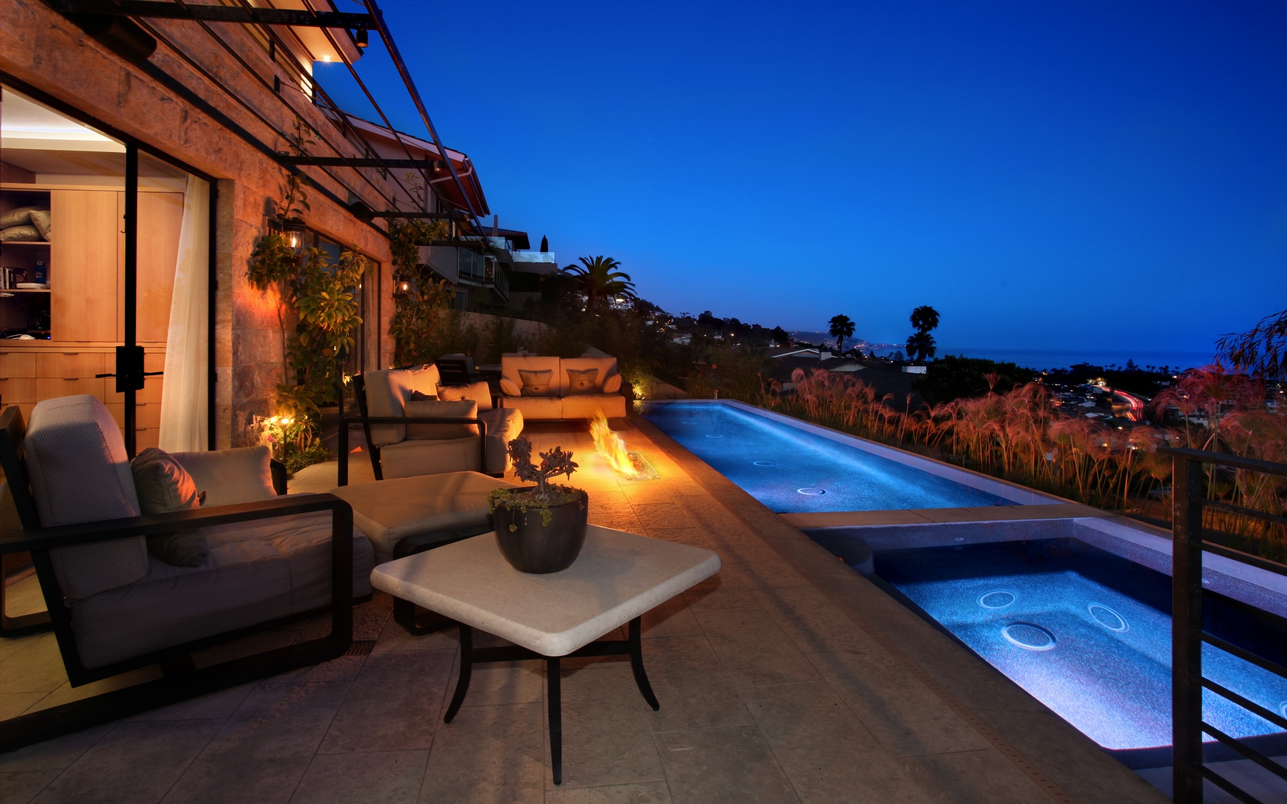 Wallpaper, night, house, evening, swimming pool, resort, vacation, estate, home, villa, mansion, property 2560x1600