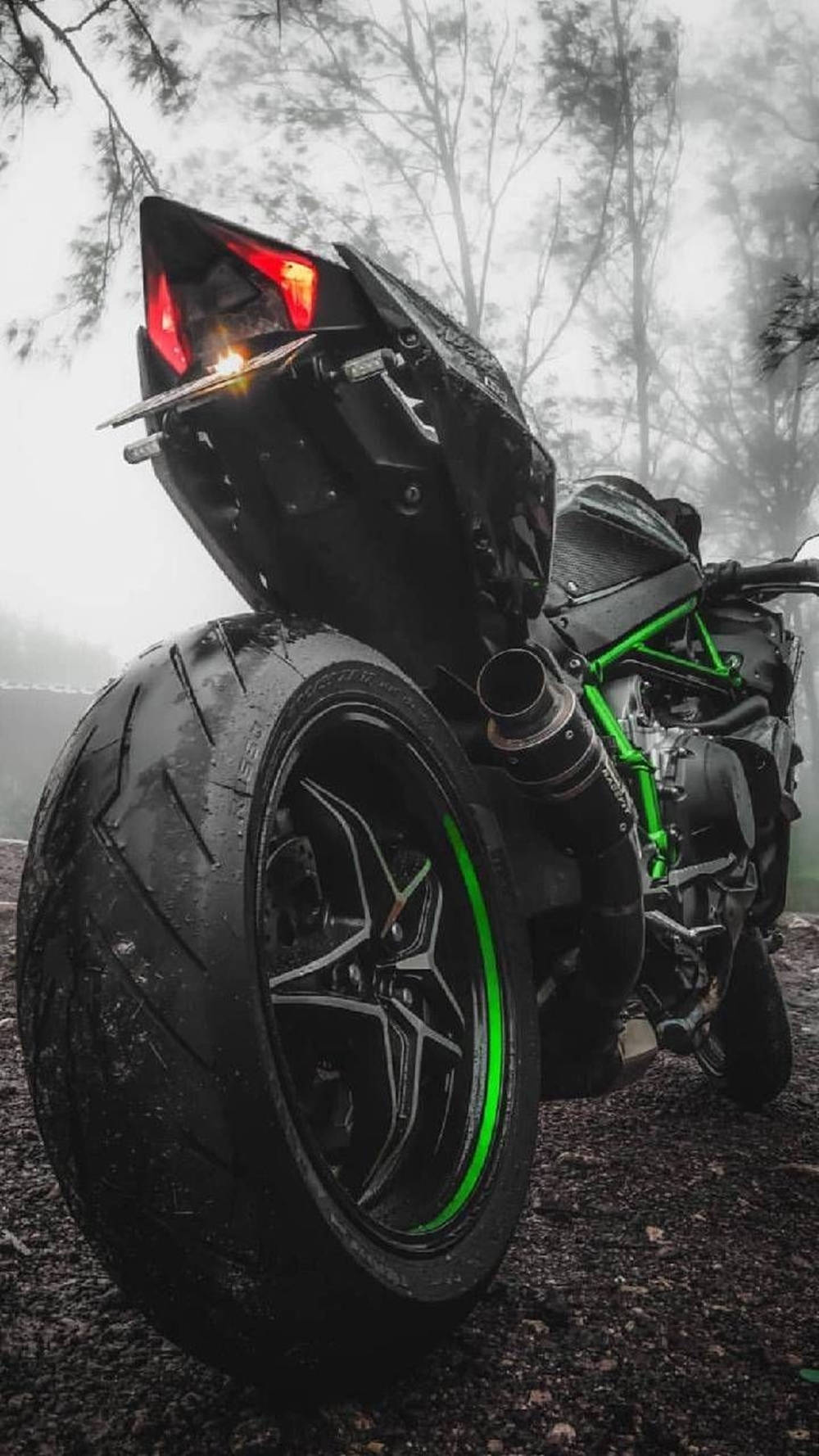 Download Kawasaki Ninja Bikes iPhone Wallpaper