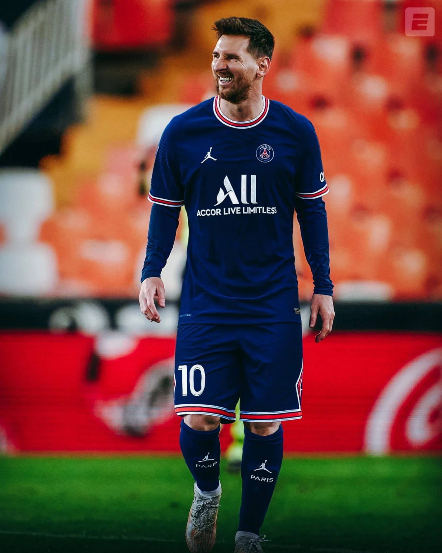 Download Messi PSG Blue Kit Wallpaper