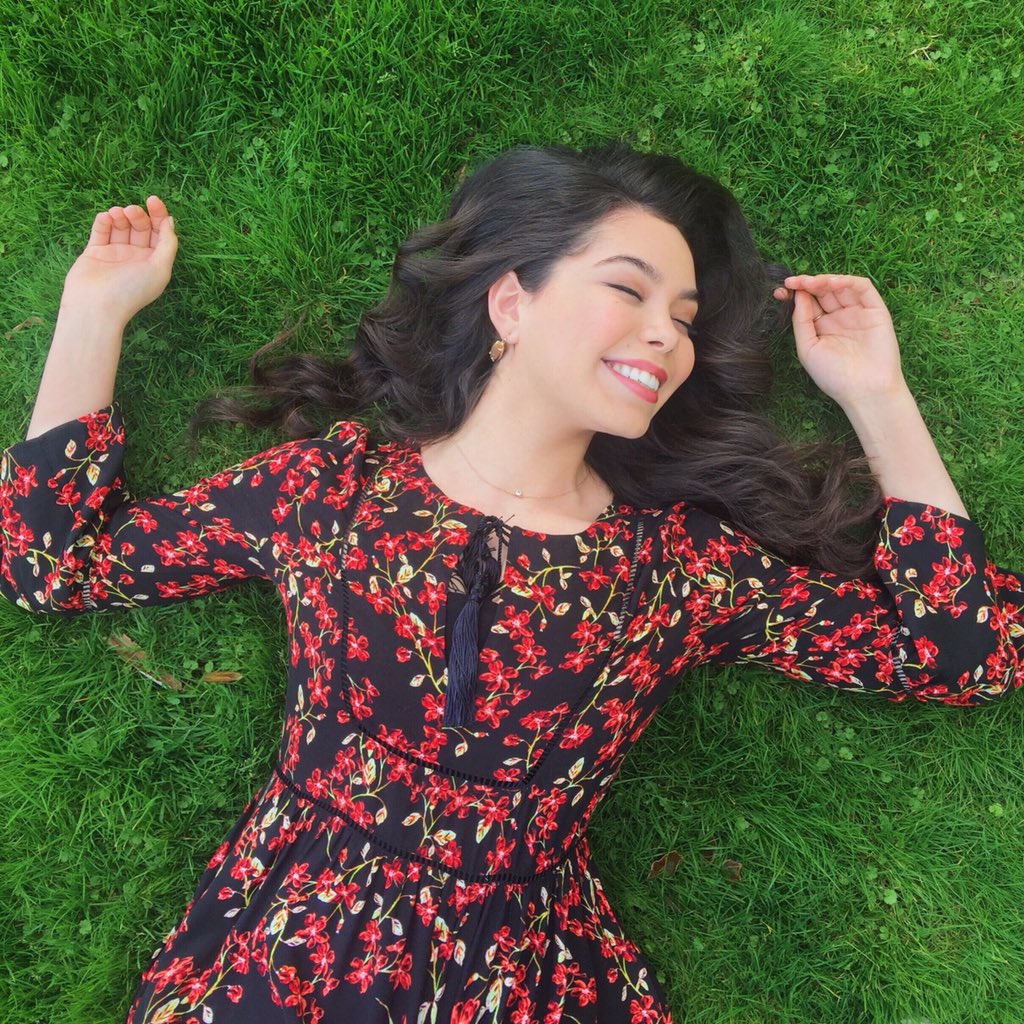 Auli'i Cravalho smile is #happiness you'll find right under your nose. Wilson