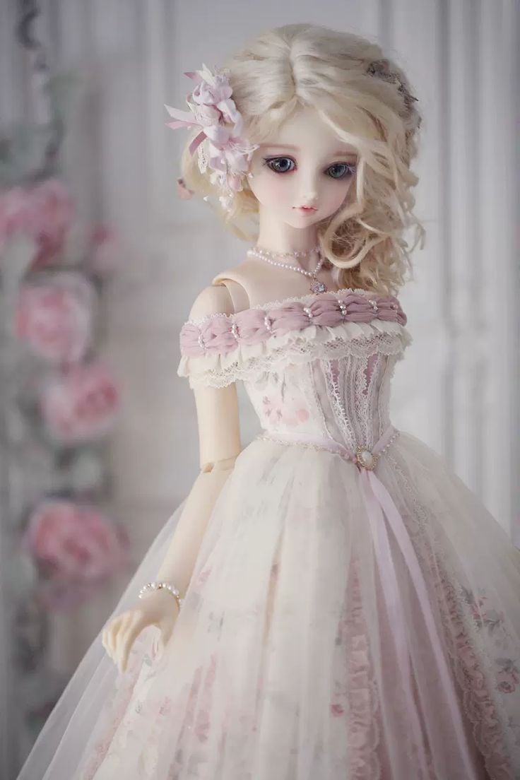 Latest Gorgeous and Elegant Doll Wallpaper. 人形のドレス, かわいい人形, ファッションドール
