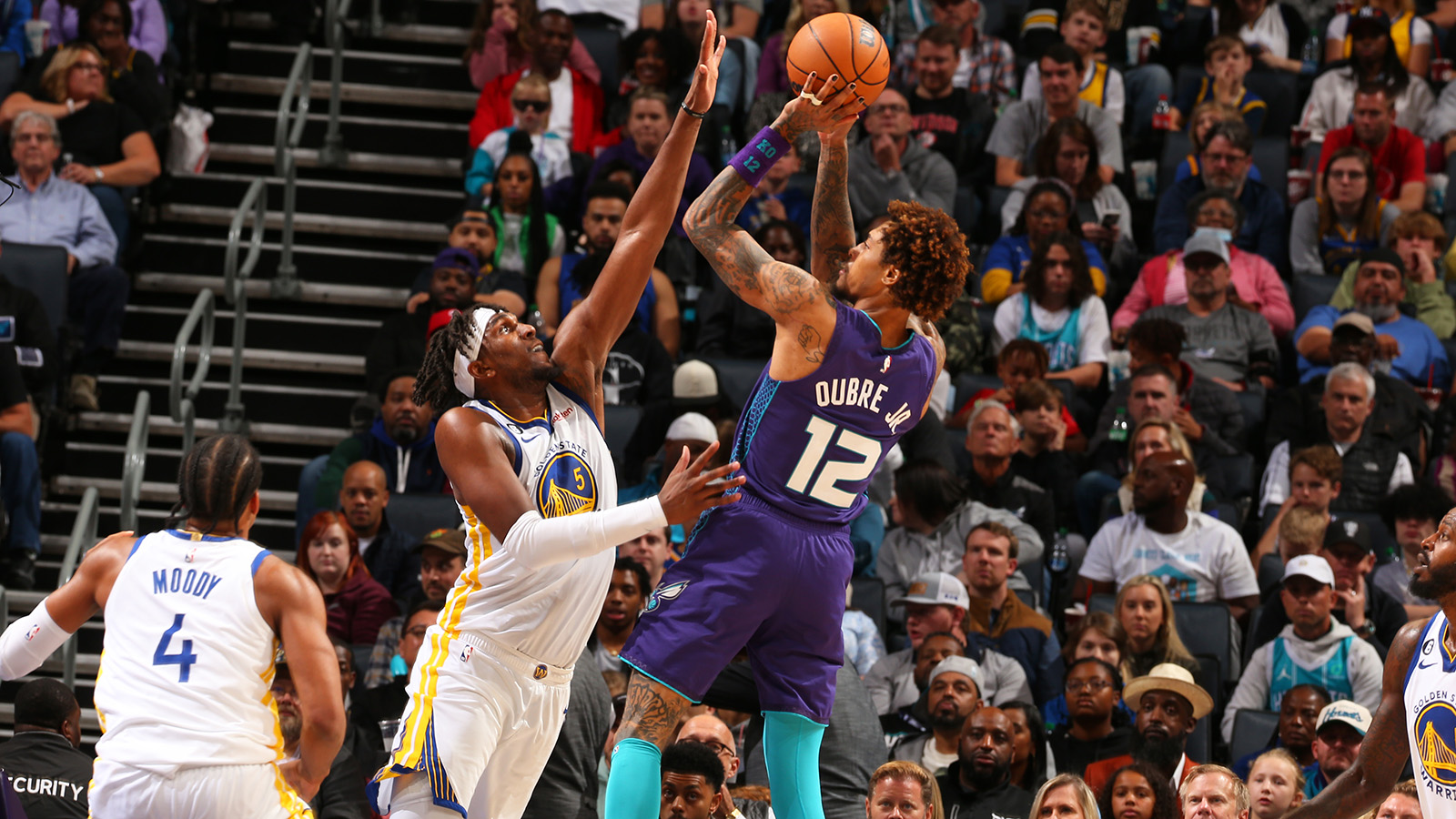 Kelly Oubre Jr. Blows Kiss To Warriors' Bench After Swishing 3 Pointer Sports Bay Area