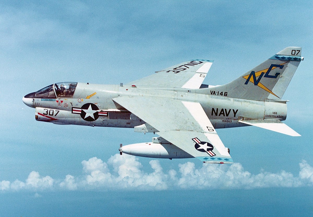 LTV A 7 Corsair II