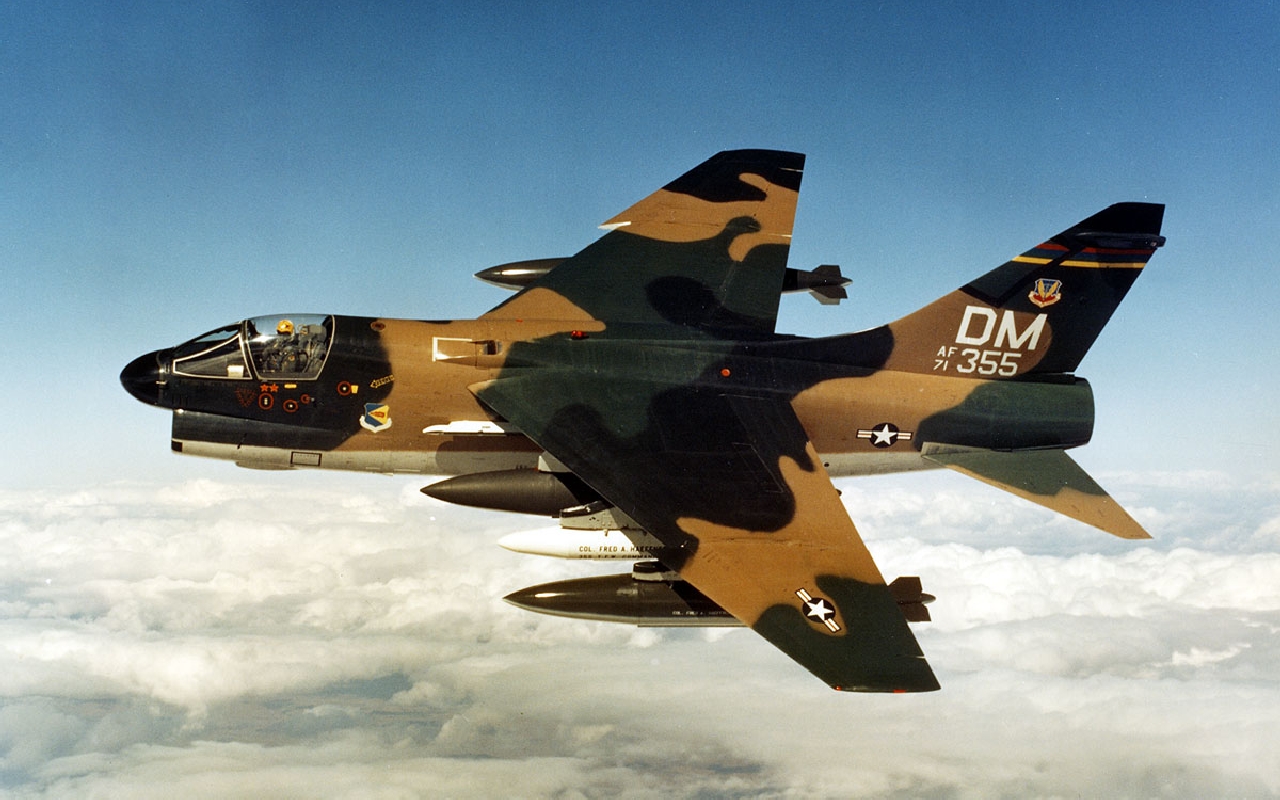 LTV A 7 Corsair II Picture