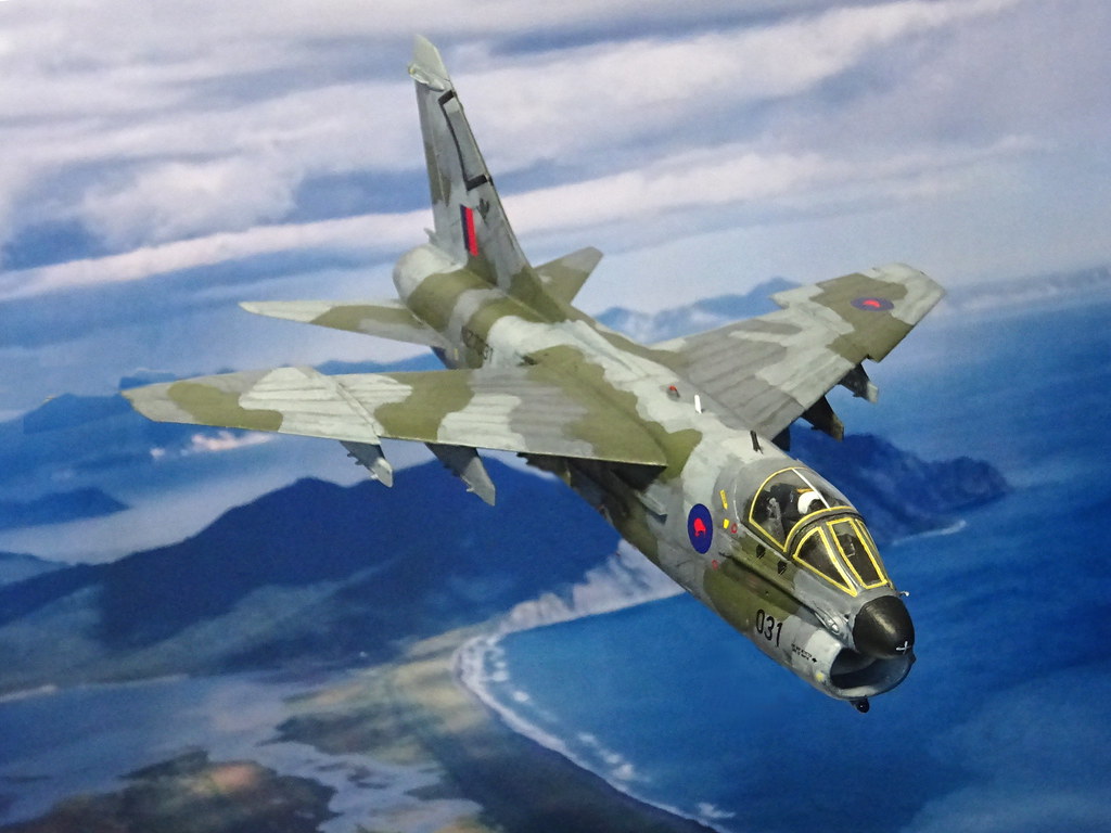 1:72 LTV A 7N Corsair II, Aircraft '(NZ7)031' Of The Roy