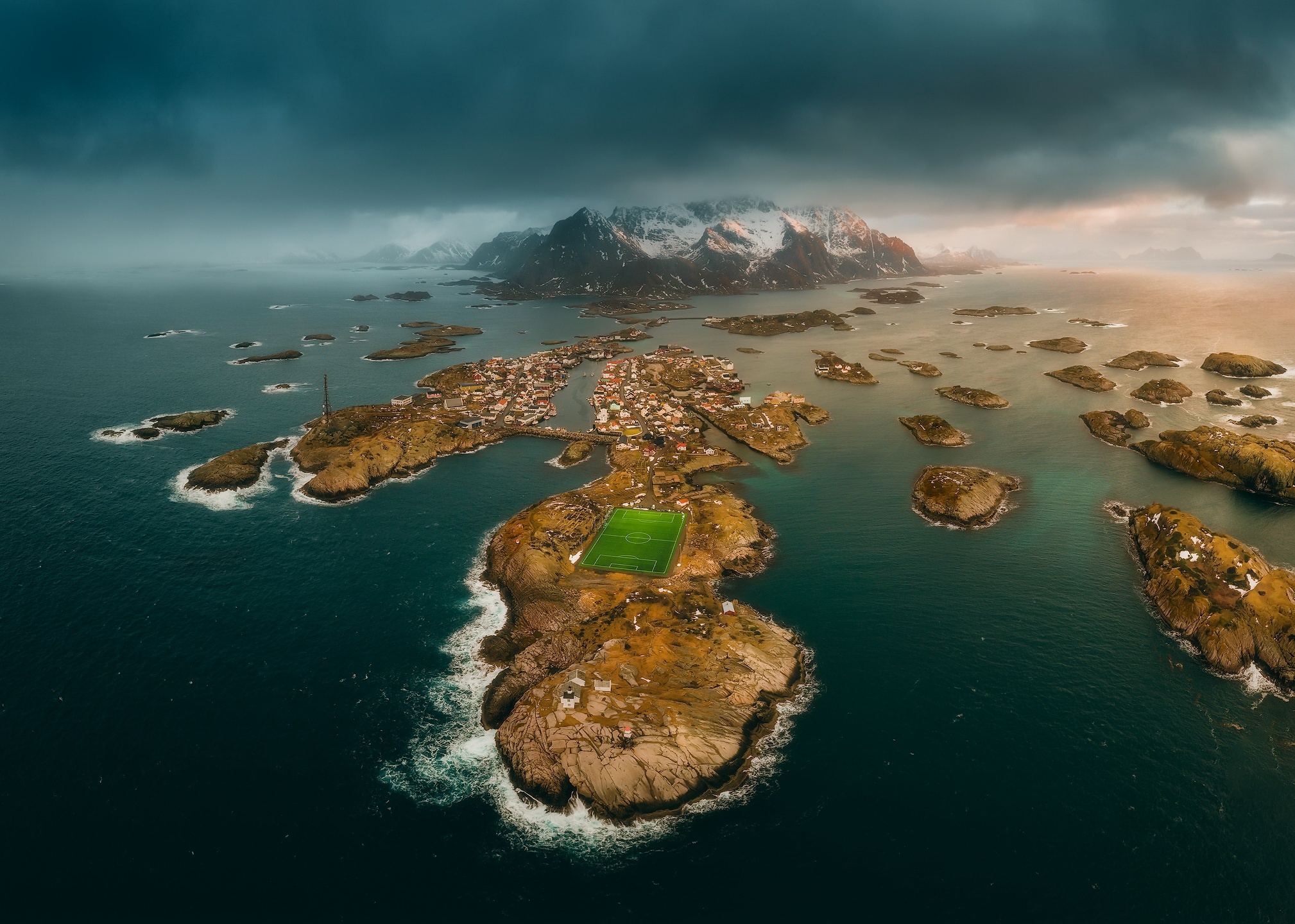 Henningsvær HD Wallpaper and Background