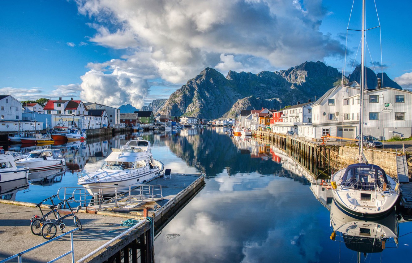 Wallpaper mountains, reflection, building, home, yachts, village, port, Norway, boats, Norway, the fjord, Lofoten, Lofoten, Henningsvær, Henningsvær image for desktop, section пейзажи