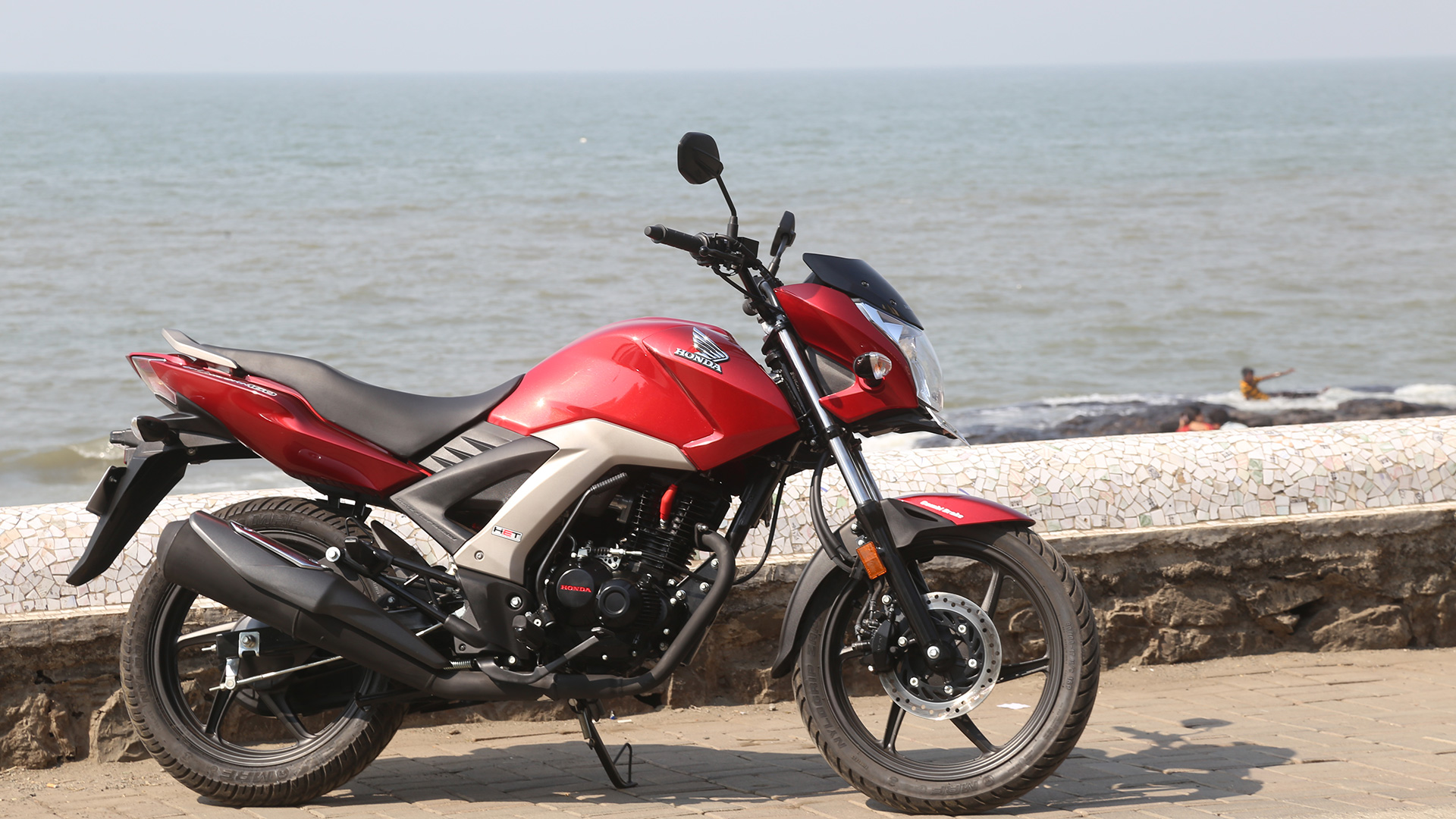 Honda CB Unicorn 160 2015 CBS Exterior Bike Photo