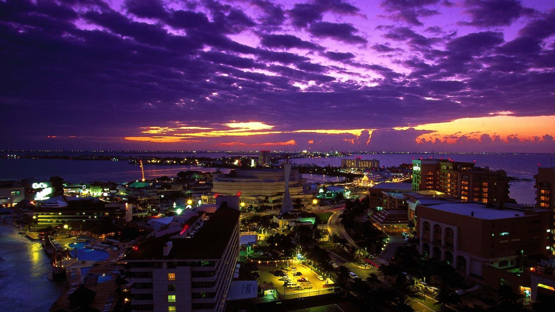 Wallpaper 4k Cancun at Twilight Mexico Wallpaper