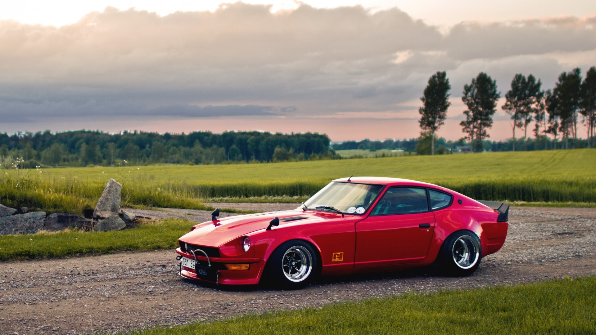 Datsun 240Z Wallpaper