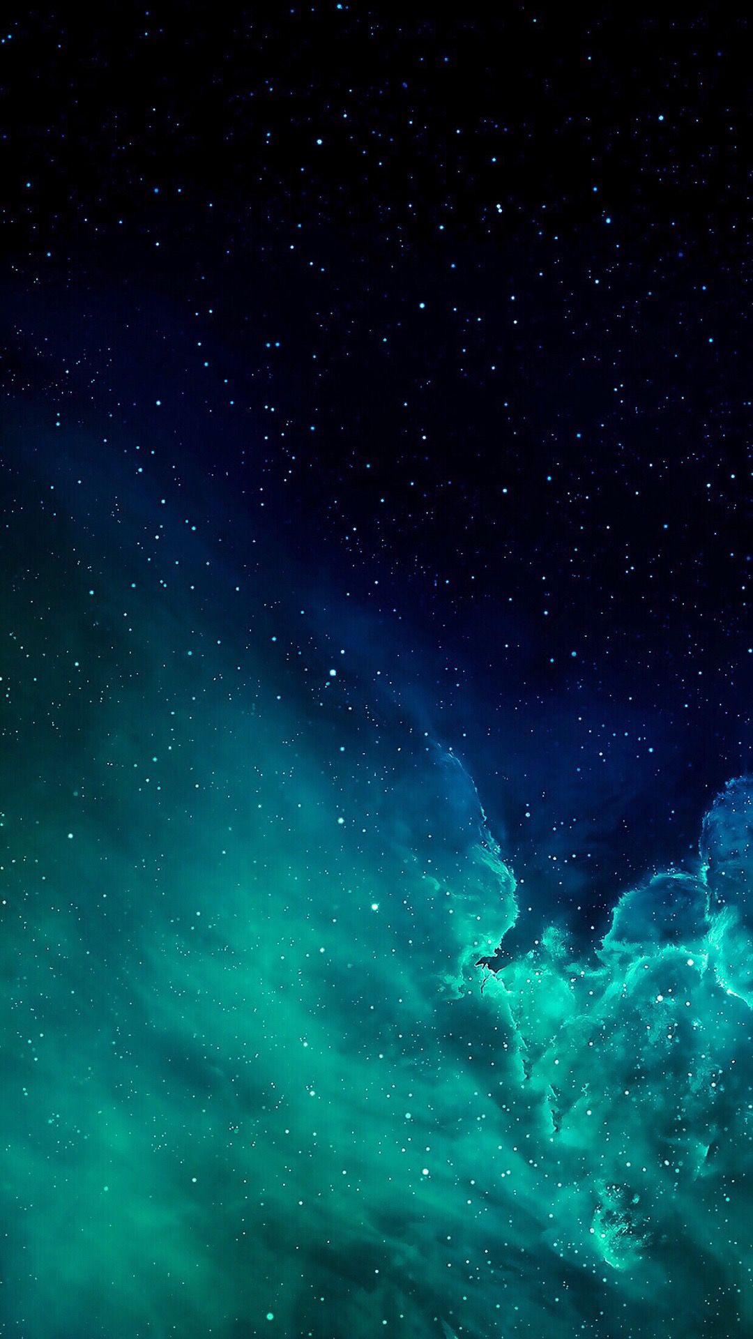 iOS 7 default wallpaper looks great on the new iPhones