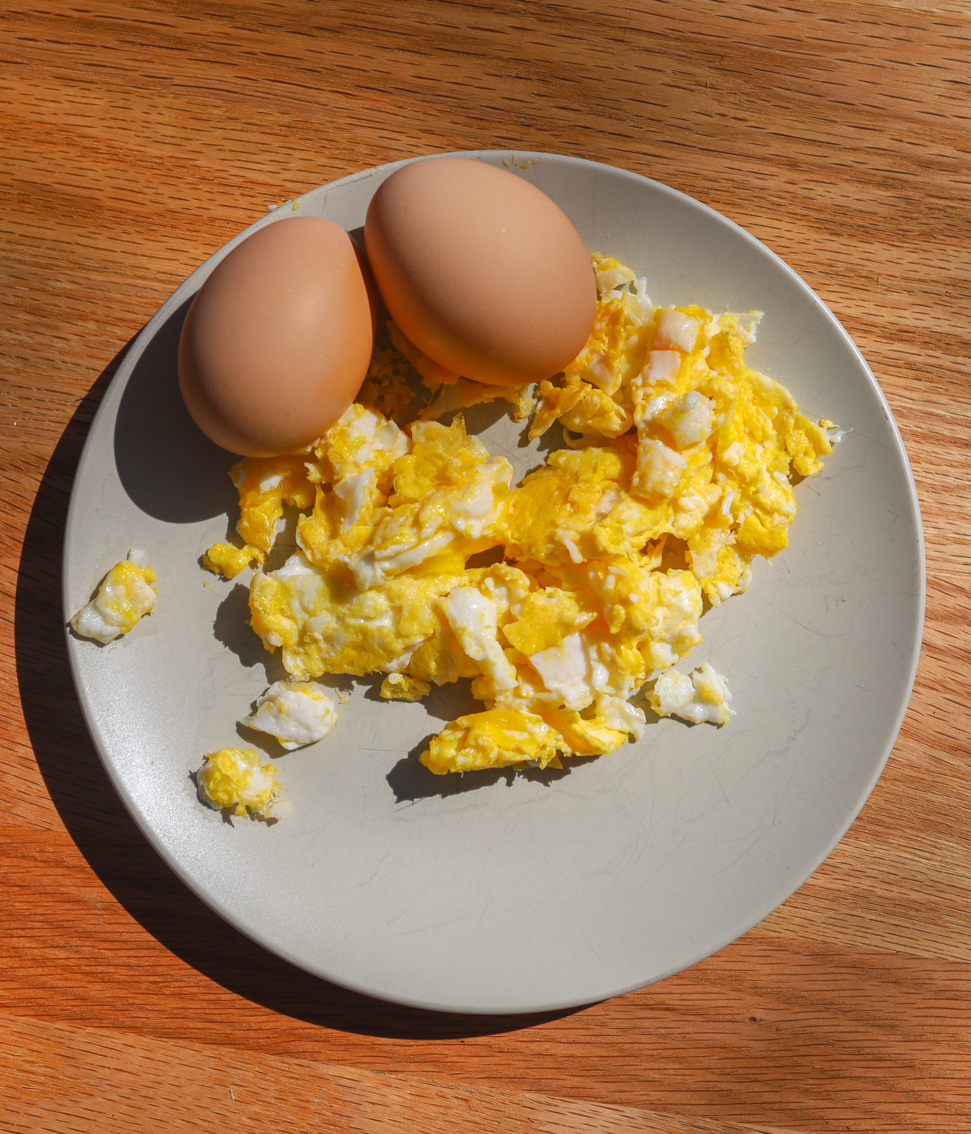 A Scrambled Egg on Plate with Organic Eggs · Free
