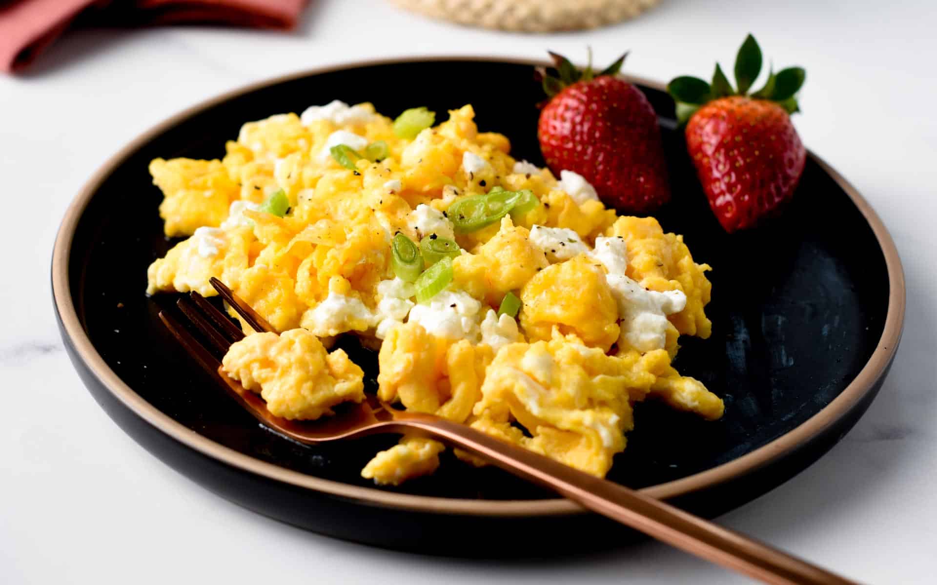 Scrambled Eggs With Cottage Cheese (28g Protein) As Honey