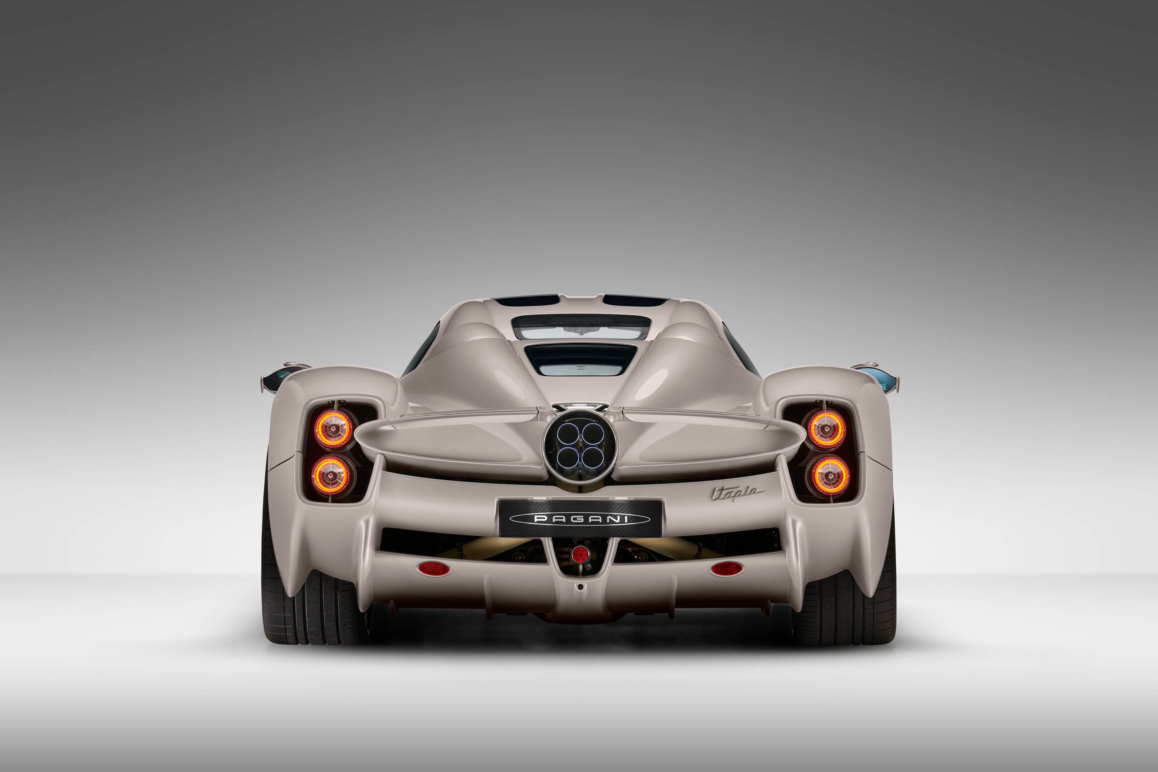 World premiere of the new Pagani Utopia