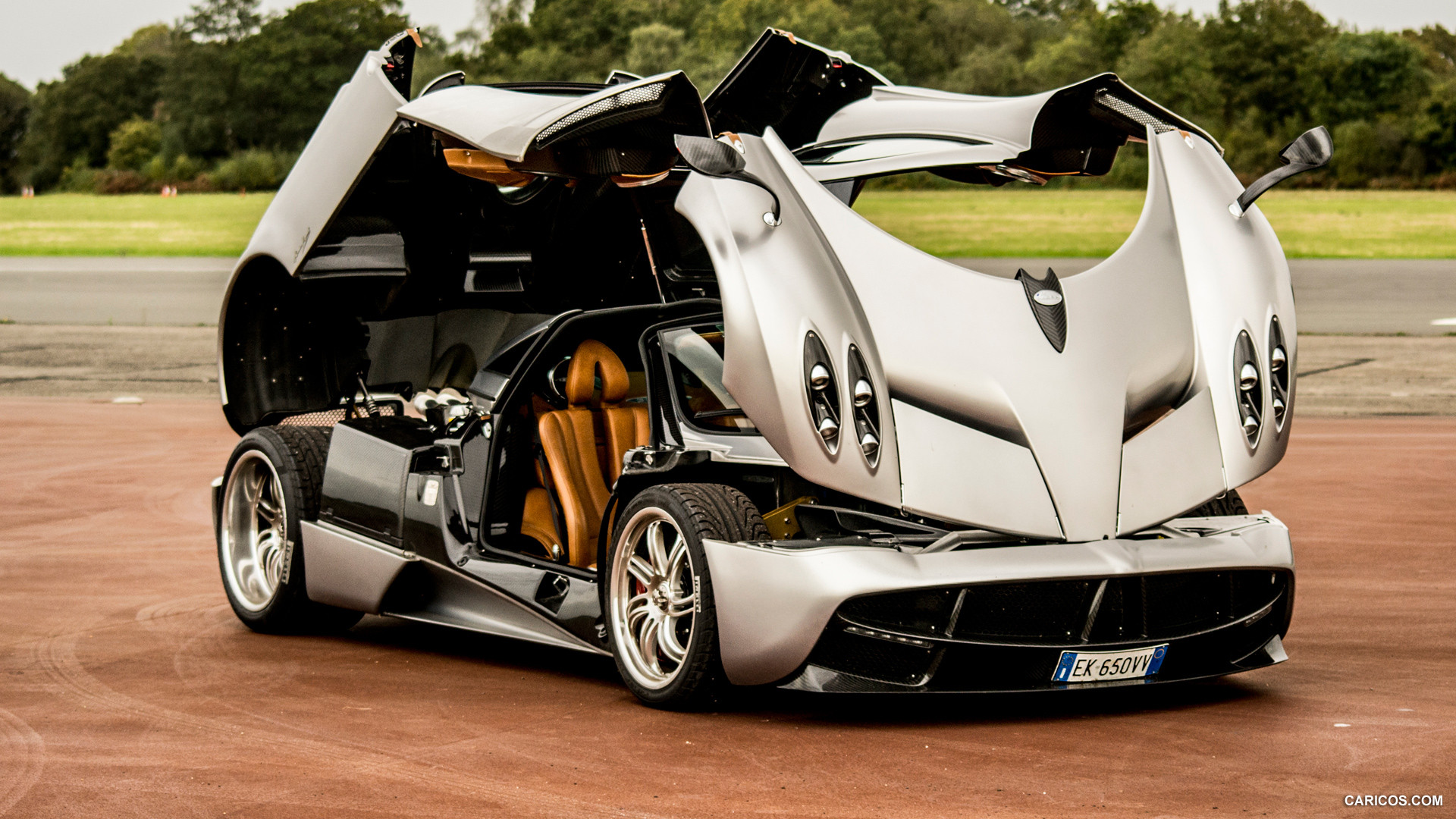 Pagani Huayra HD Wallpaper and Background
